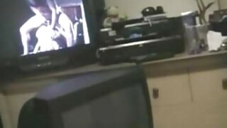 Compilation di video con una modella porno con gli porno mamme troie occhiali specializzata nel bere urina.