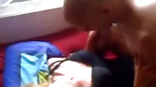 Scopata di dovere di un brutto partner con massicce mungiture e un culo grasso. porno milf troie