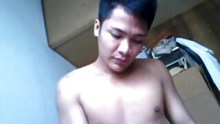 Sesso anale in primo piano con una porno milf troie madre matura attraverso le mutandine.